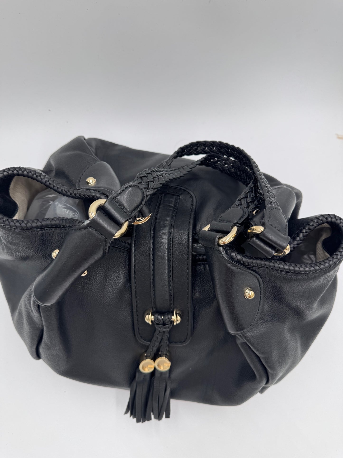 Tragegriffe dieser Schwarz Gucci Shopper in Shopper-Form.