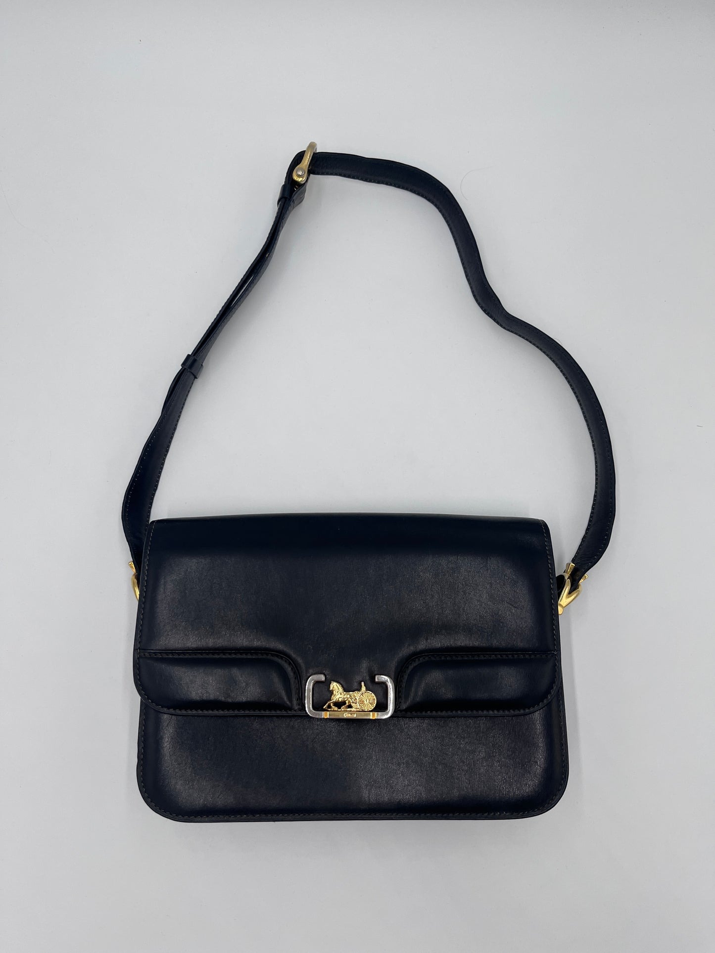 Celine Shoulder Bag aus schwarzem Leder, Medium