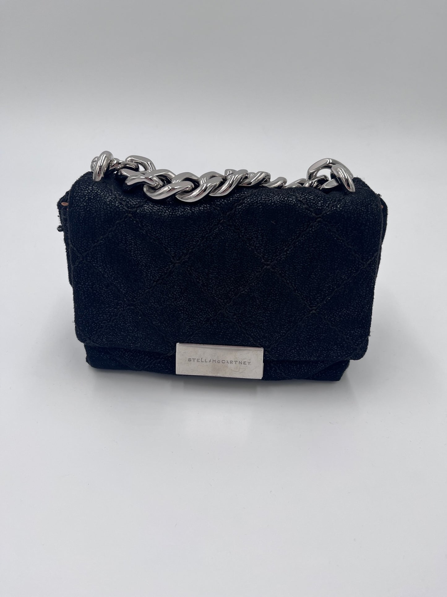 Gesamtansicht der schwarz vintage Stella McCartney Crossbody Mini Allegra in Größe Mini.