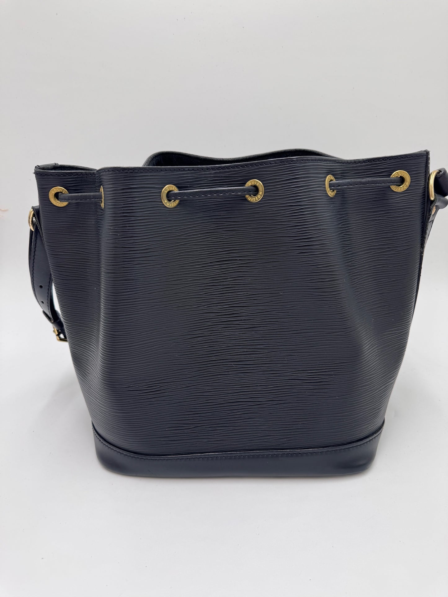 Louis Vuitton Petite Noé