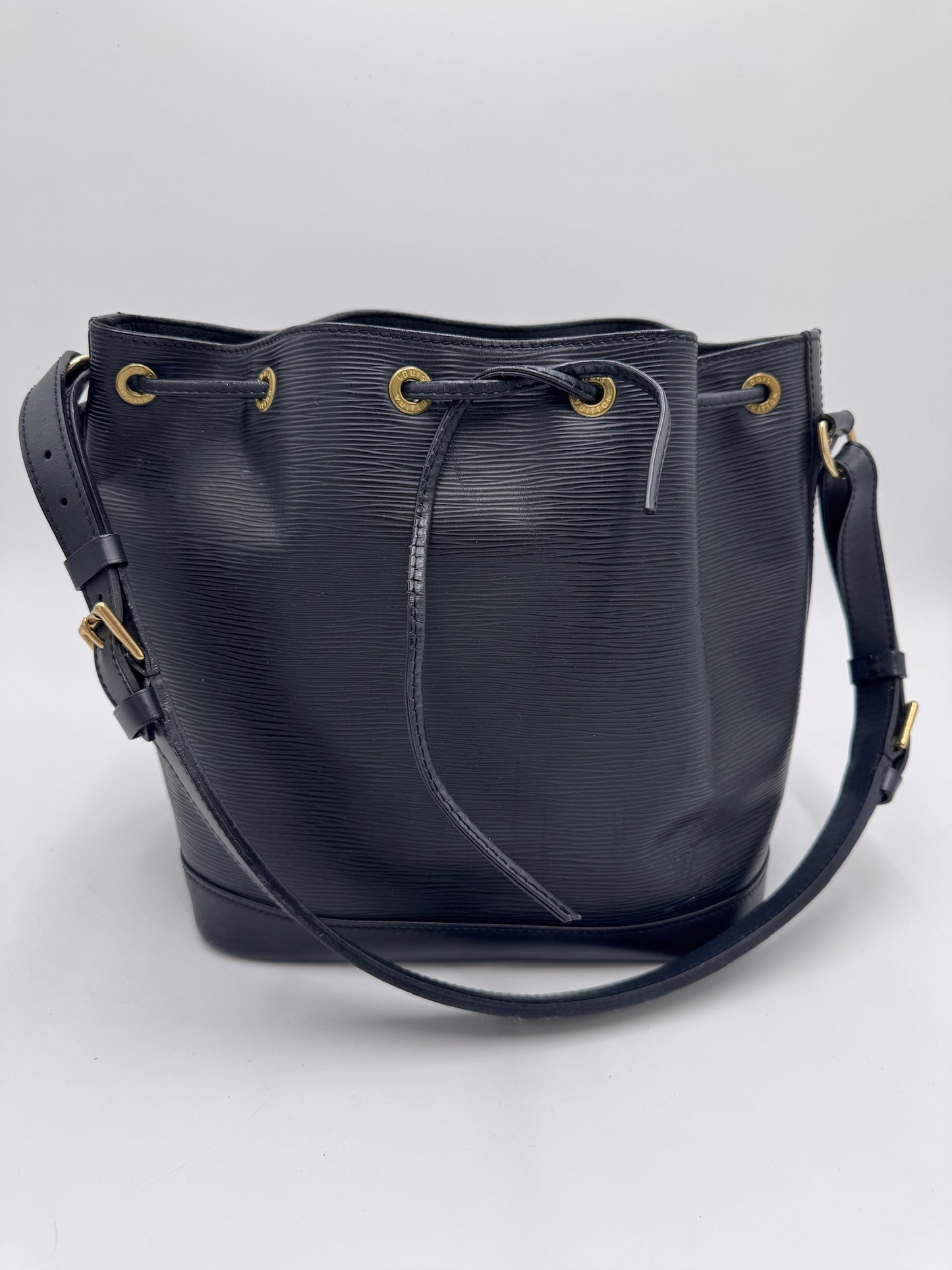 Louis Vuitton Petite Noé