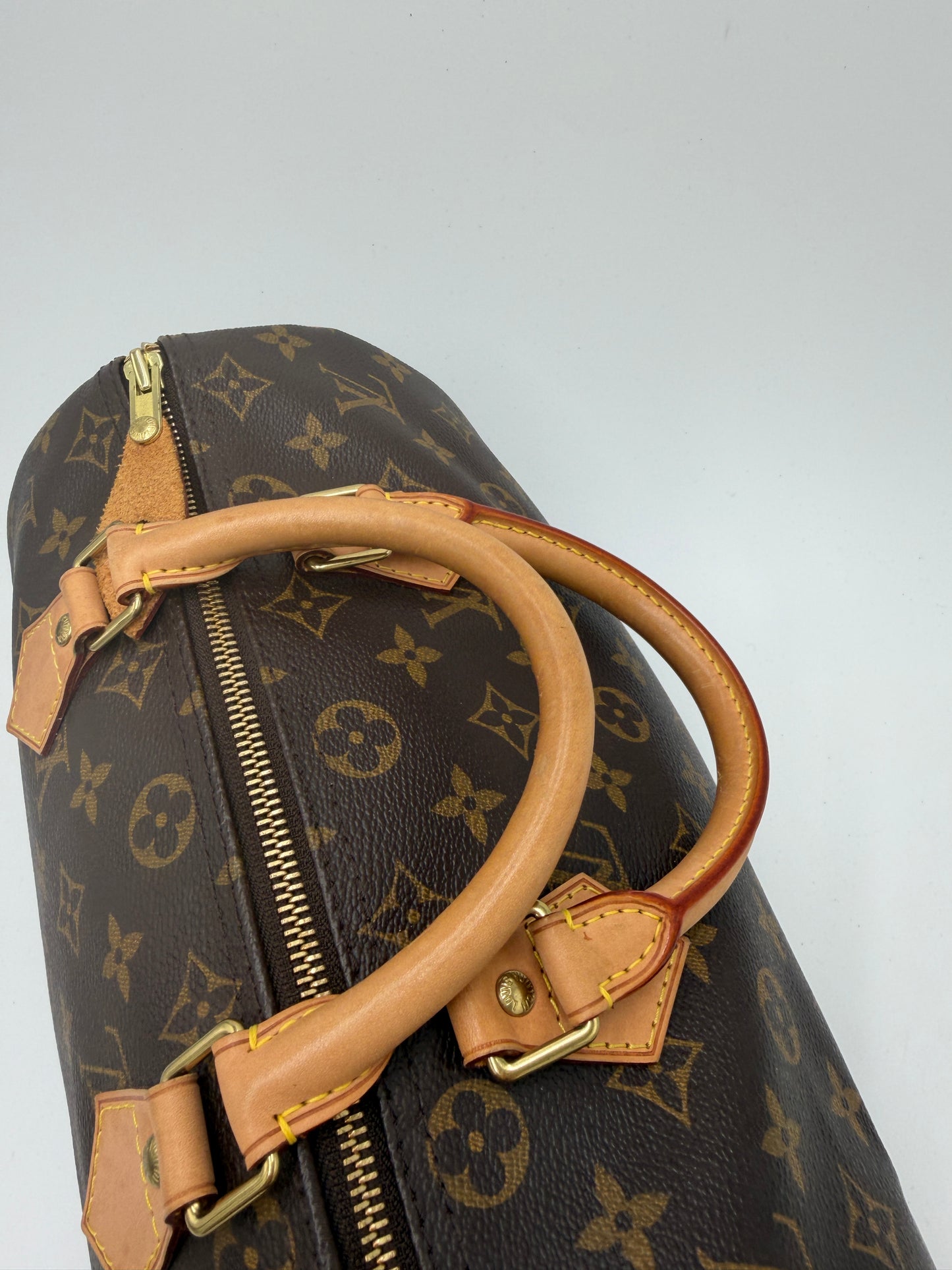 Louis Vuitton Speedy 30