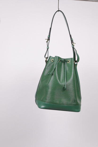 Louis Vuitton Noe Grande in grün