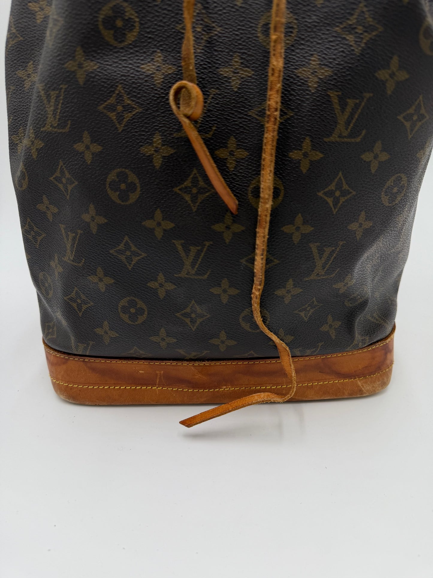 Louis Vuitton Grande Noè Monogram
