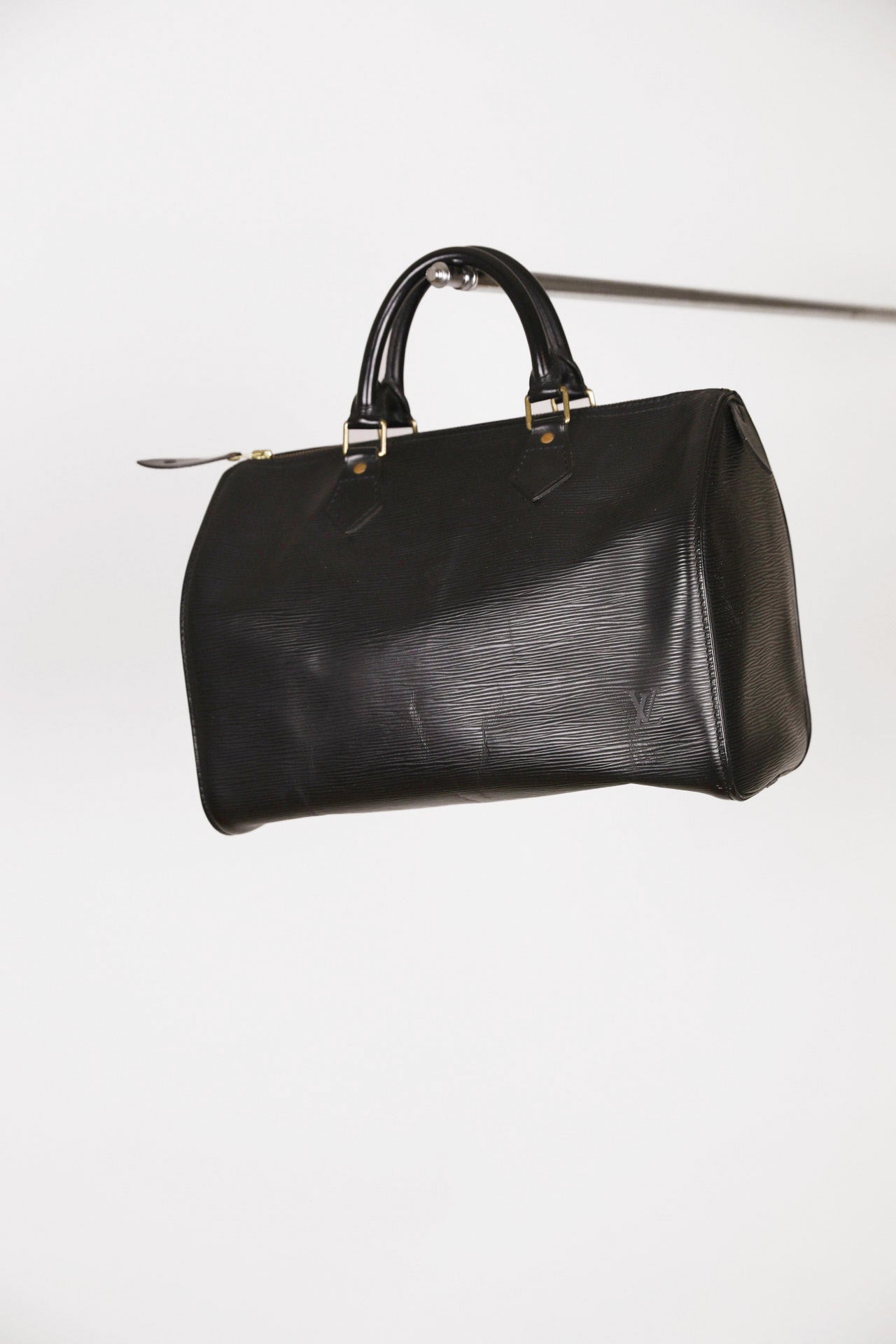 Louis Vuitton Epiline Speedy 30 (Schwarz) als Hauptfoto aus der Beuteltasche-Kategorie.