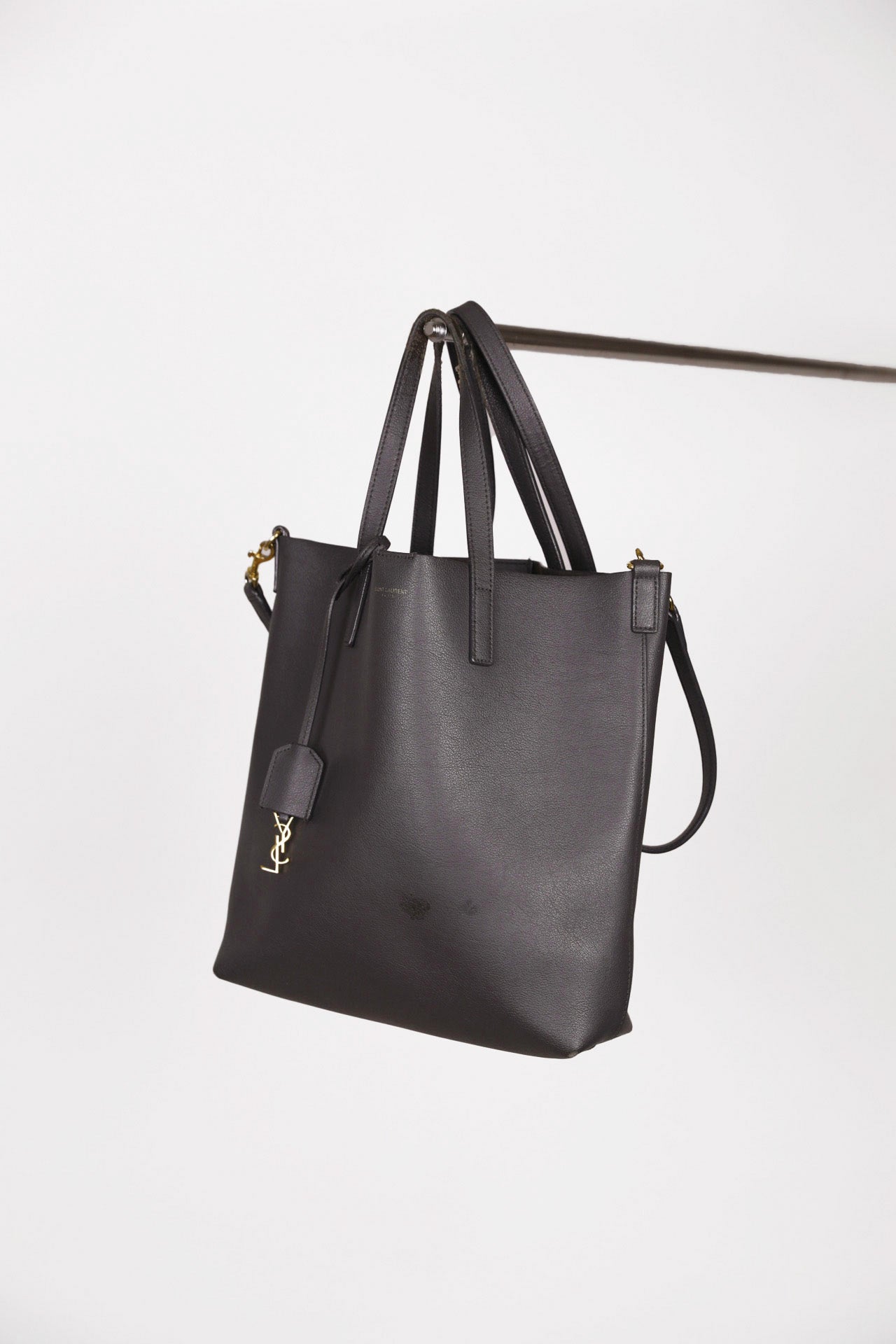 Saint Laurent Shopper Grey (Grau) als Hauptfoto aus der Shopper-Kategorie.