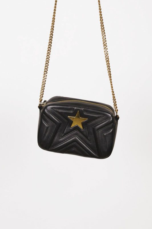Frontalansicht der pre-owned Stella McCartney crossbody stern in schwarz silbersteine.