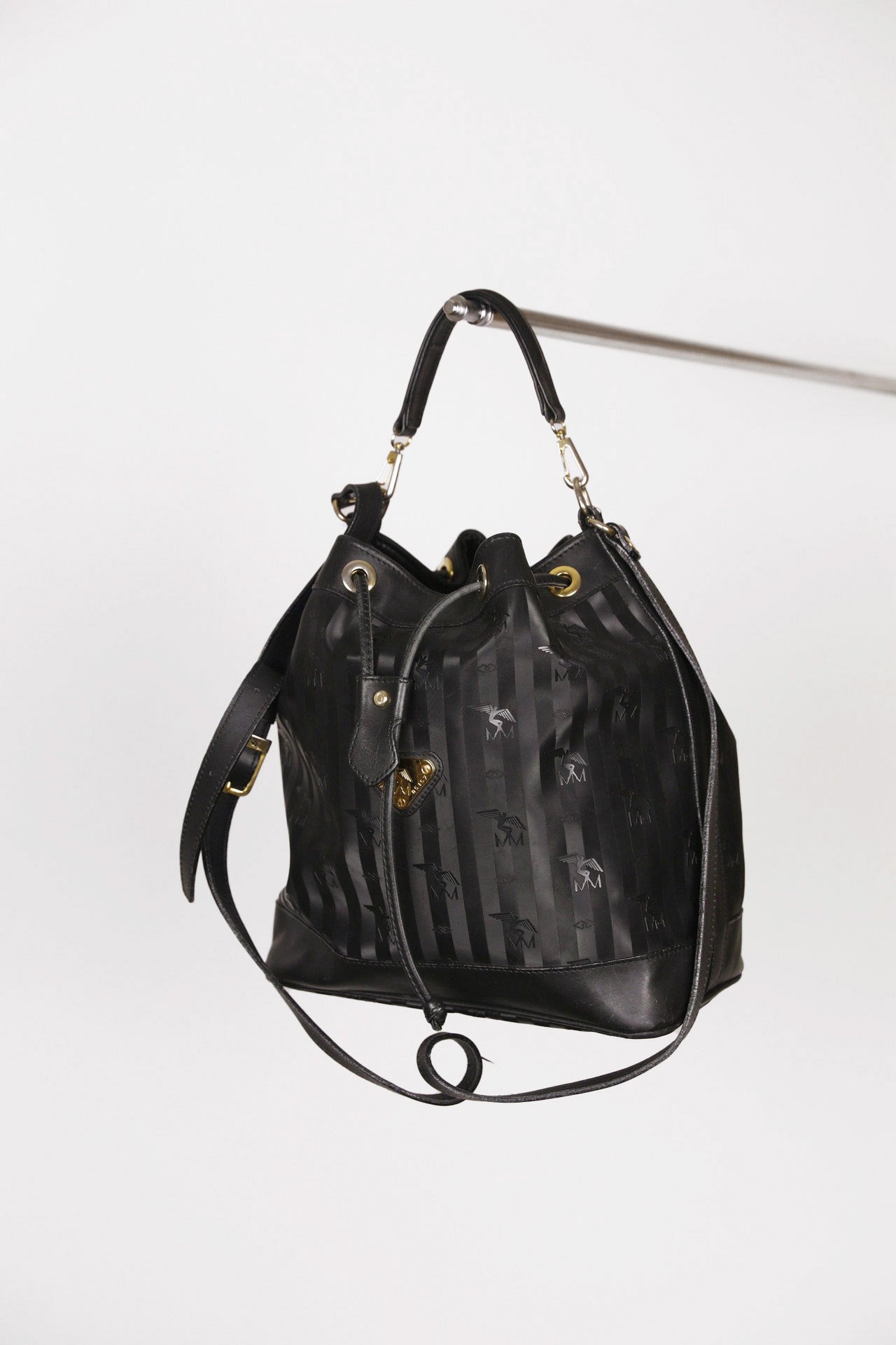 Maison Mollerus Beutel (schwarz) als Hauptfoto aus der Beuteltasche-Kategorie.