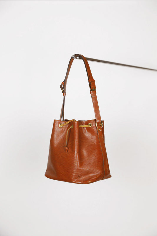 Louis Vuitton Petit Noé (braun) als Hauptfoto aus der Beuteltasche-Kategorie.