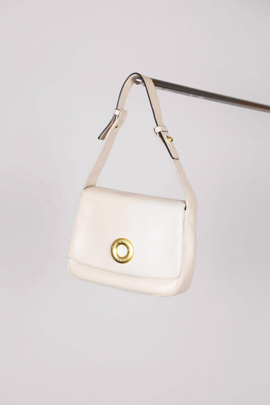 weiss Celine Shoulder Bag (Accesoires) als Hauptfoto in eleganter Perspektive.