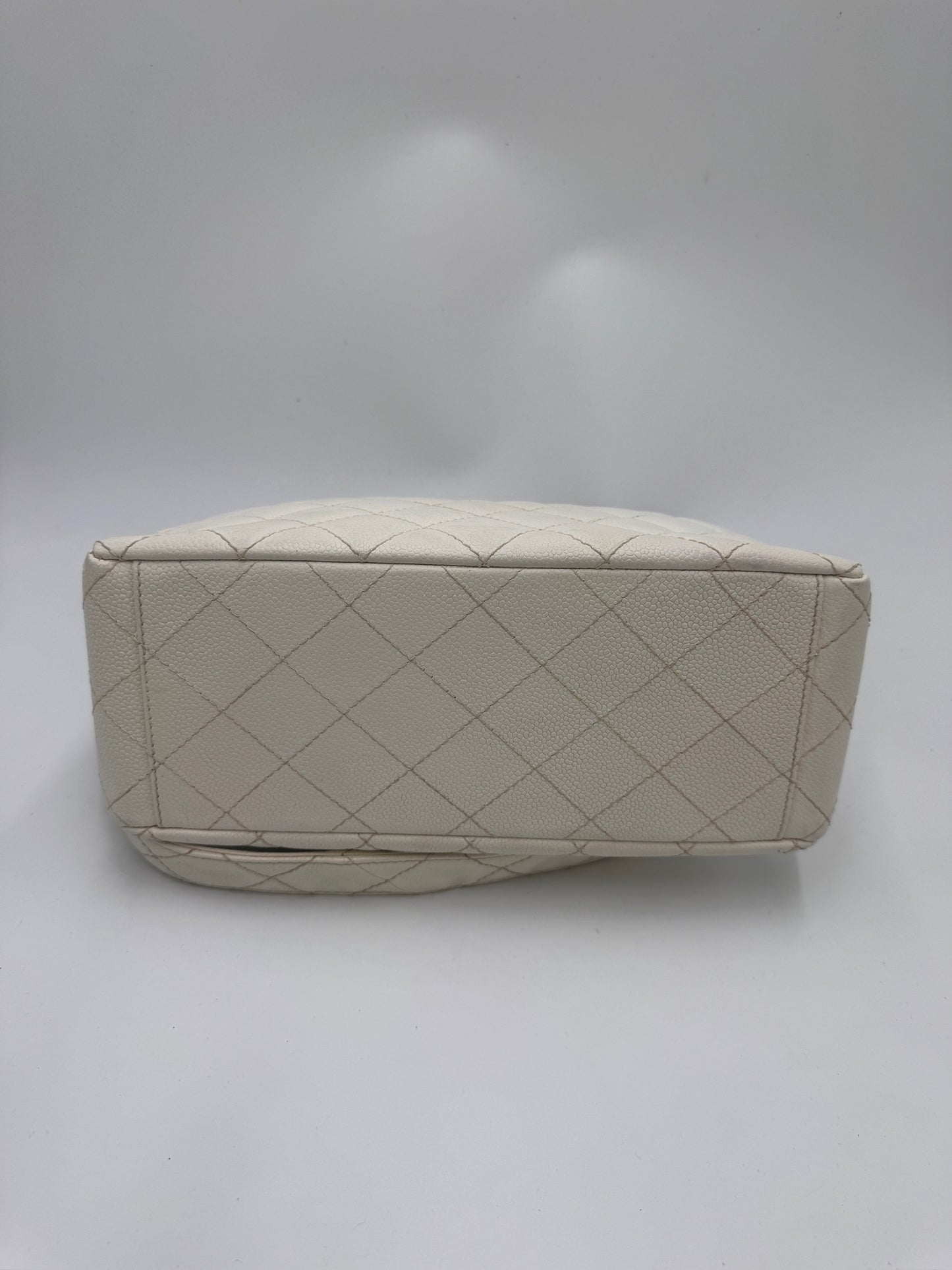 Chanel W-Face Caviar Shoulder White Series 4