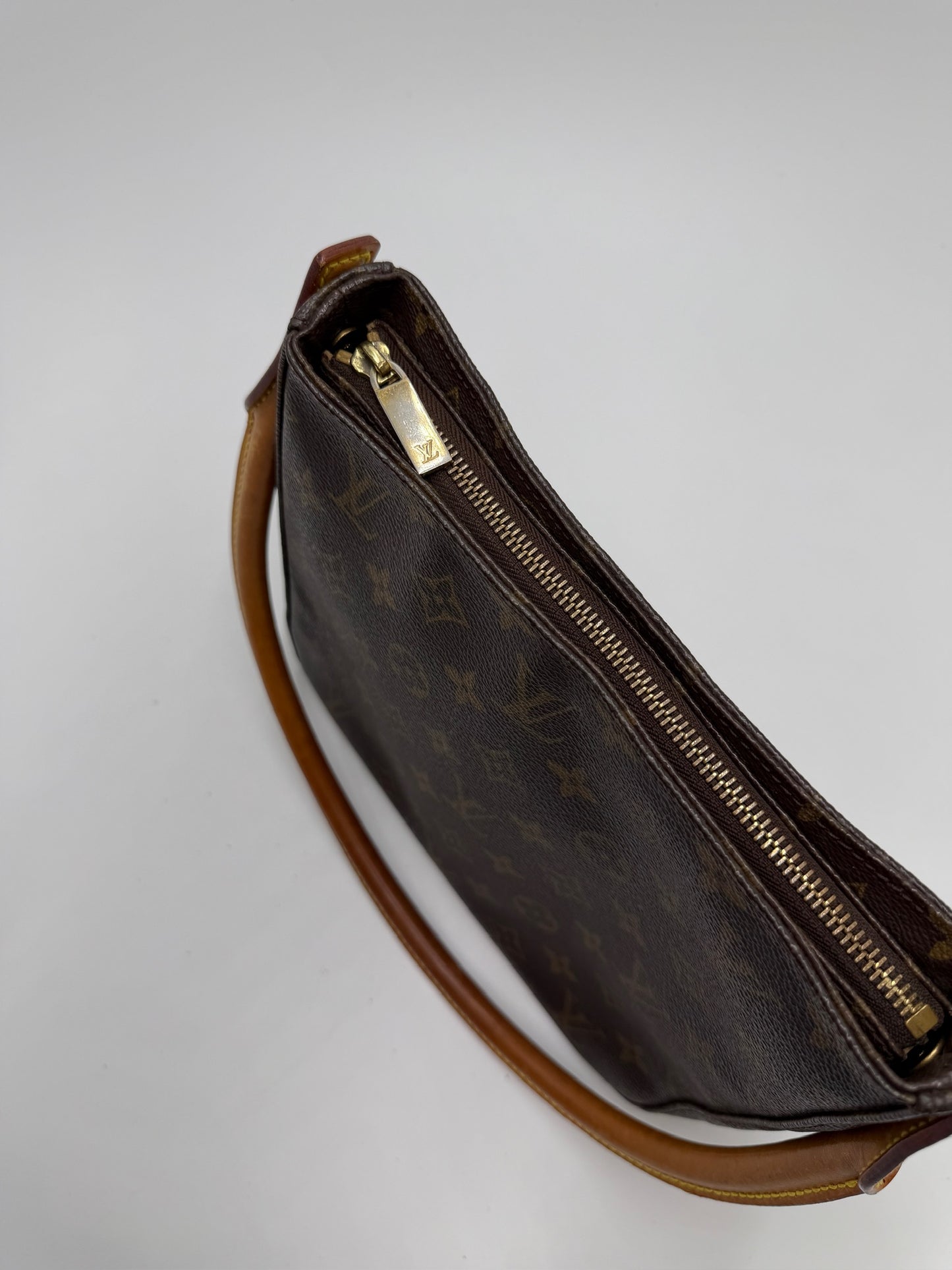 Louis Vuitton Looping