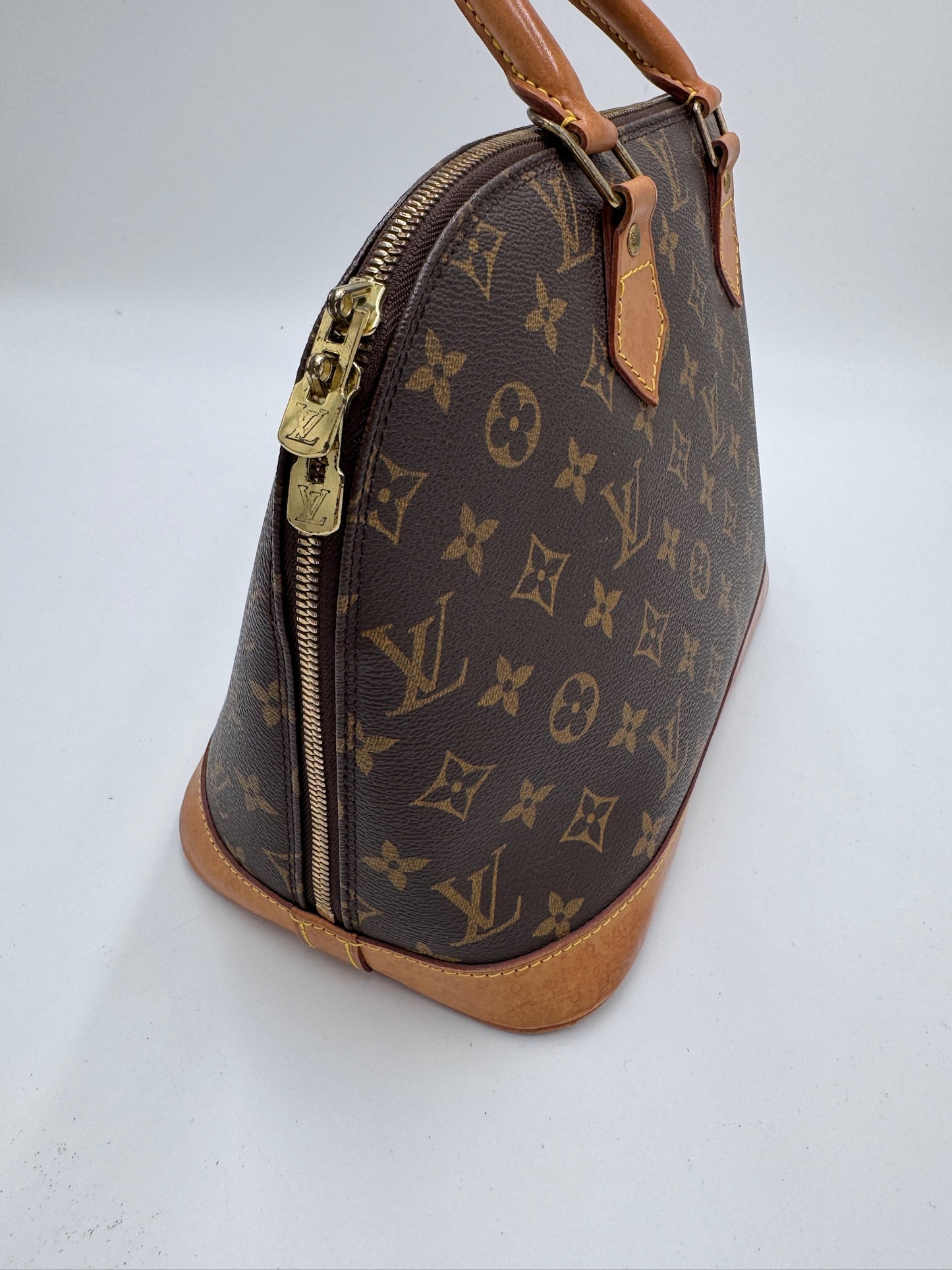 Louis Vuitton Alma