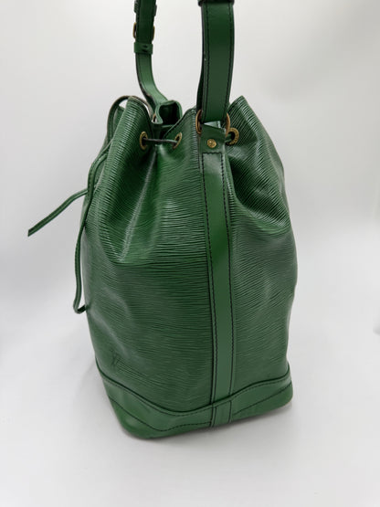 Louis Vuitton Grande Noè Grün