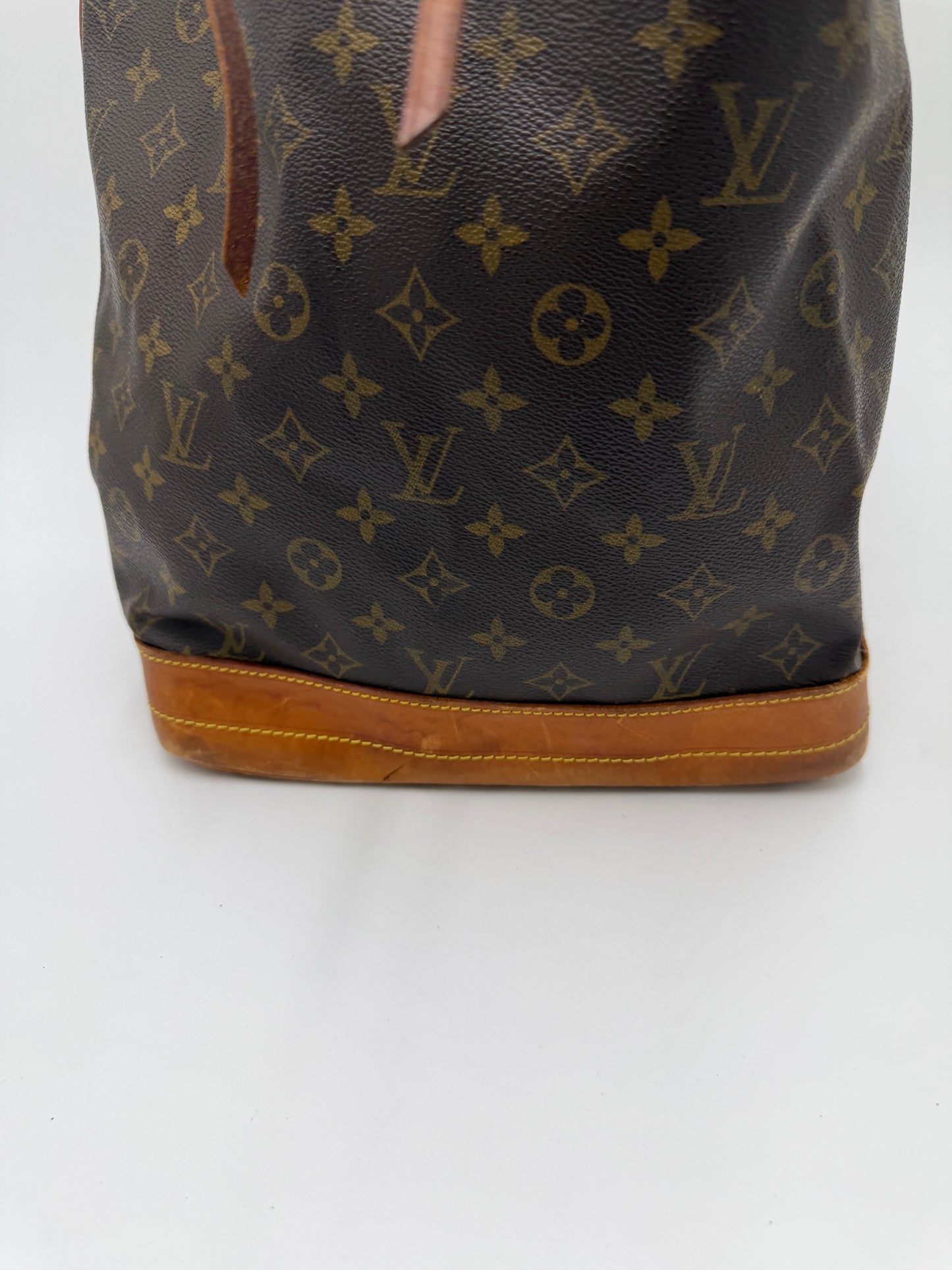 Louis Vuitton Grande Noè Monogram