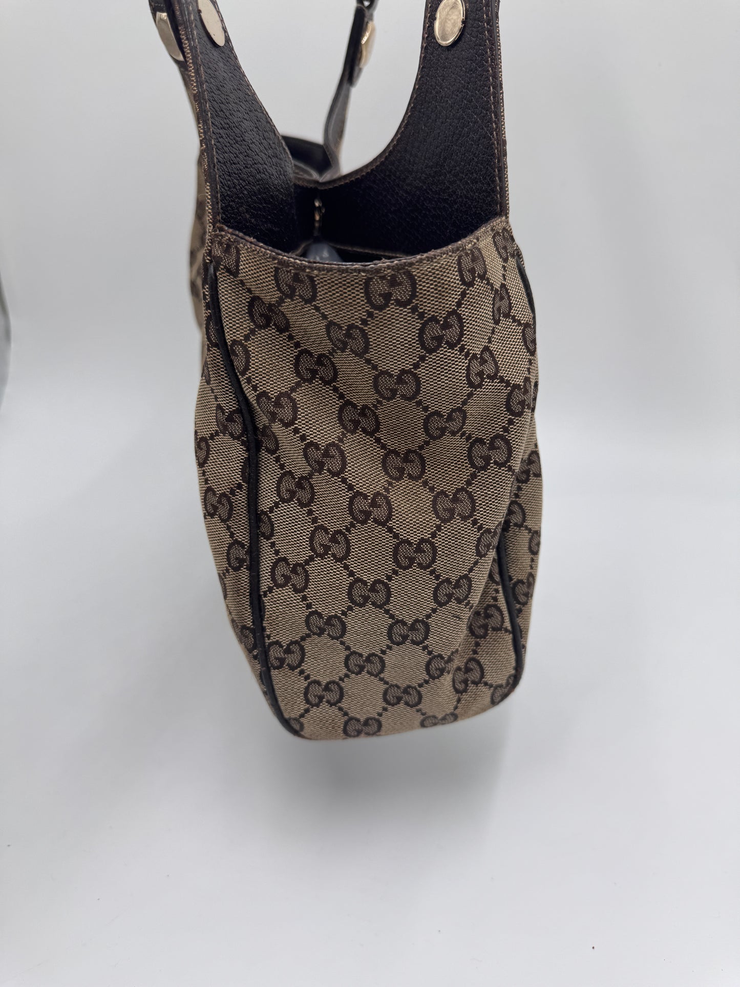 Gucci Semi Shoulder Bag