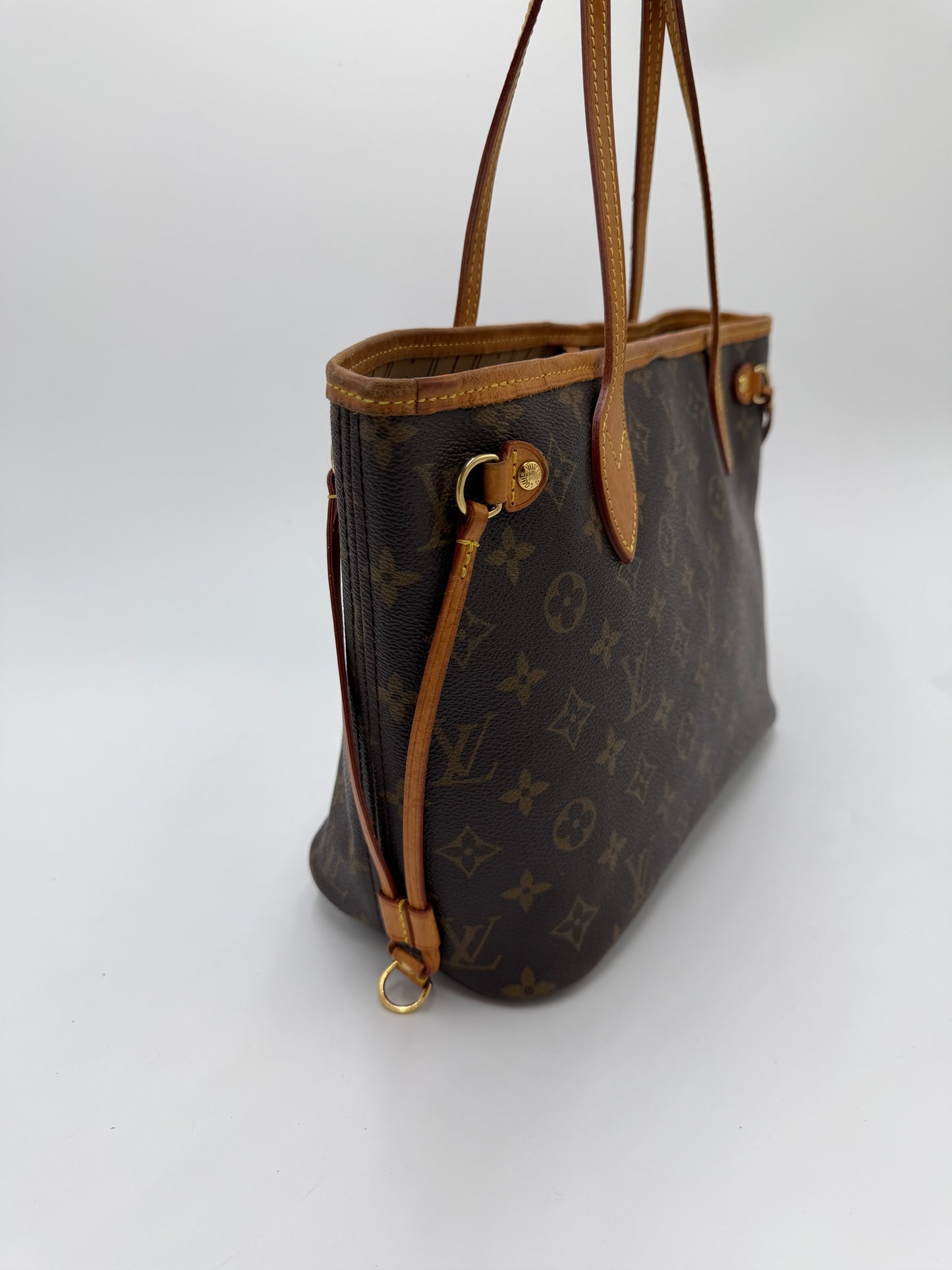 Louis Vuitton Neverfull PM