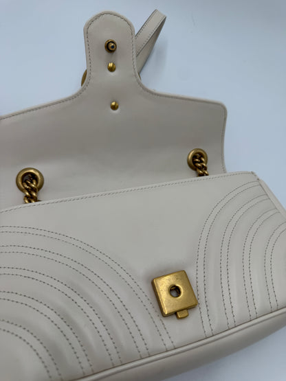 Gucci Marmont weiss