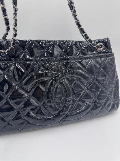 Chanel Shoulder Bag