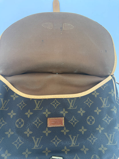 Louis Vuitton Saumur 30