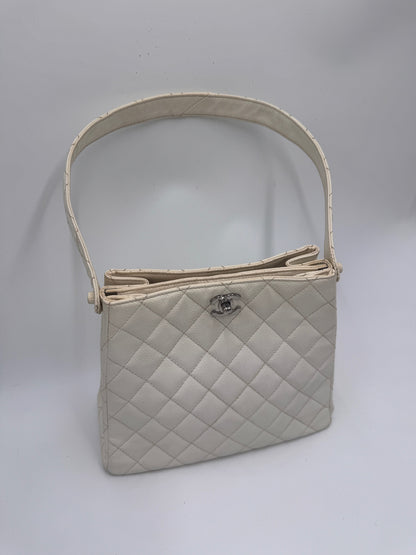 Chanel W-Face Caviar Shoulder White Series 4