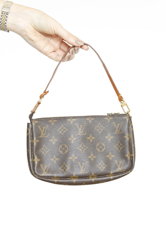 Louis Vuitton Pochette