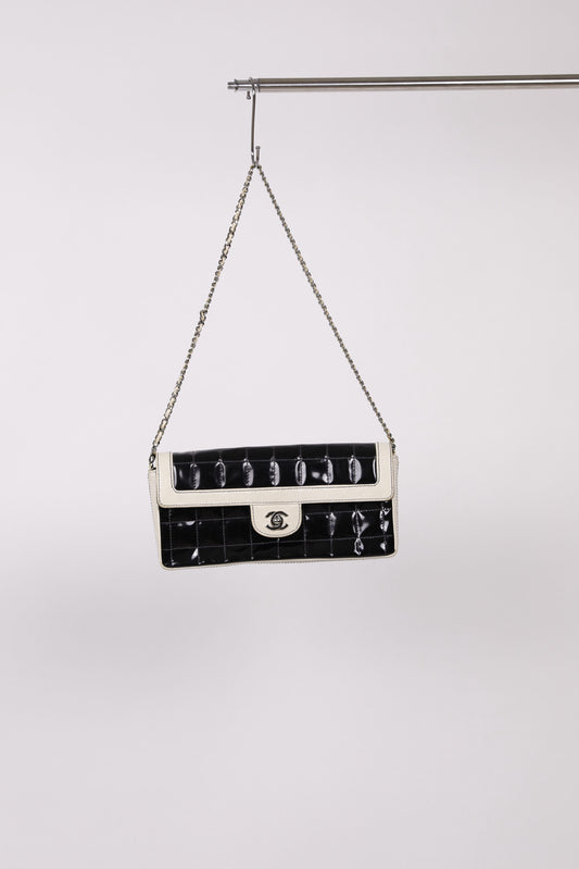 Chanel Shoulder Bag