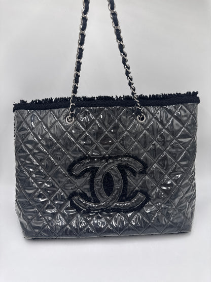Chanel Shopper