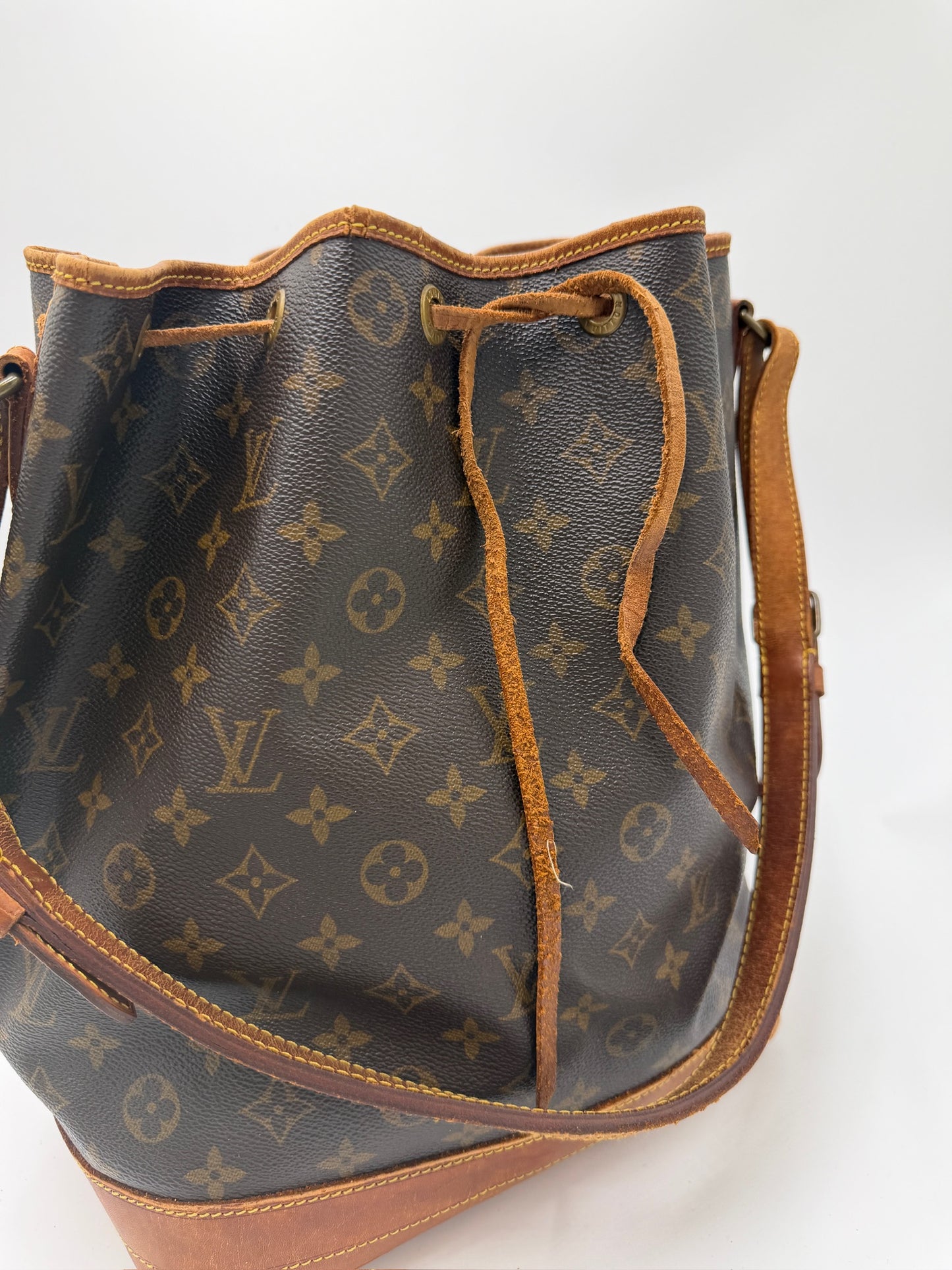 Louis Vuitton Grande Noè Monogram