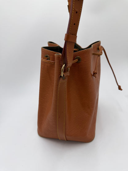 Louis Vuitton Petite Noè braun