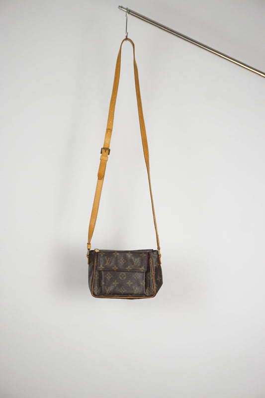 Louis Vuitton Cite PM