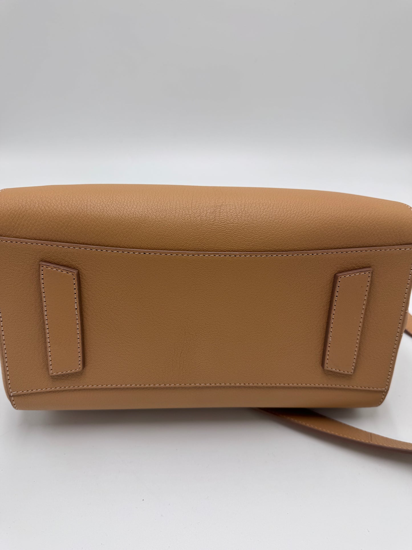 Givenchy Antigona
