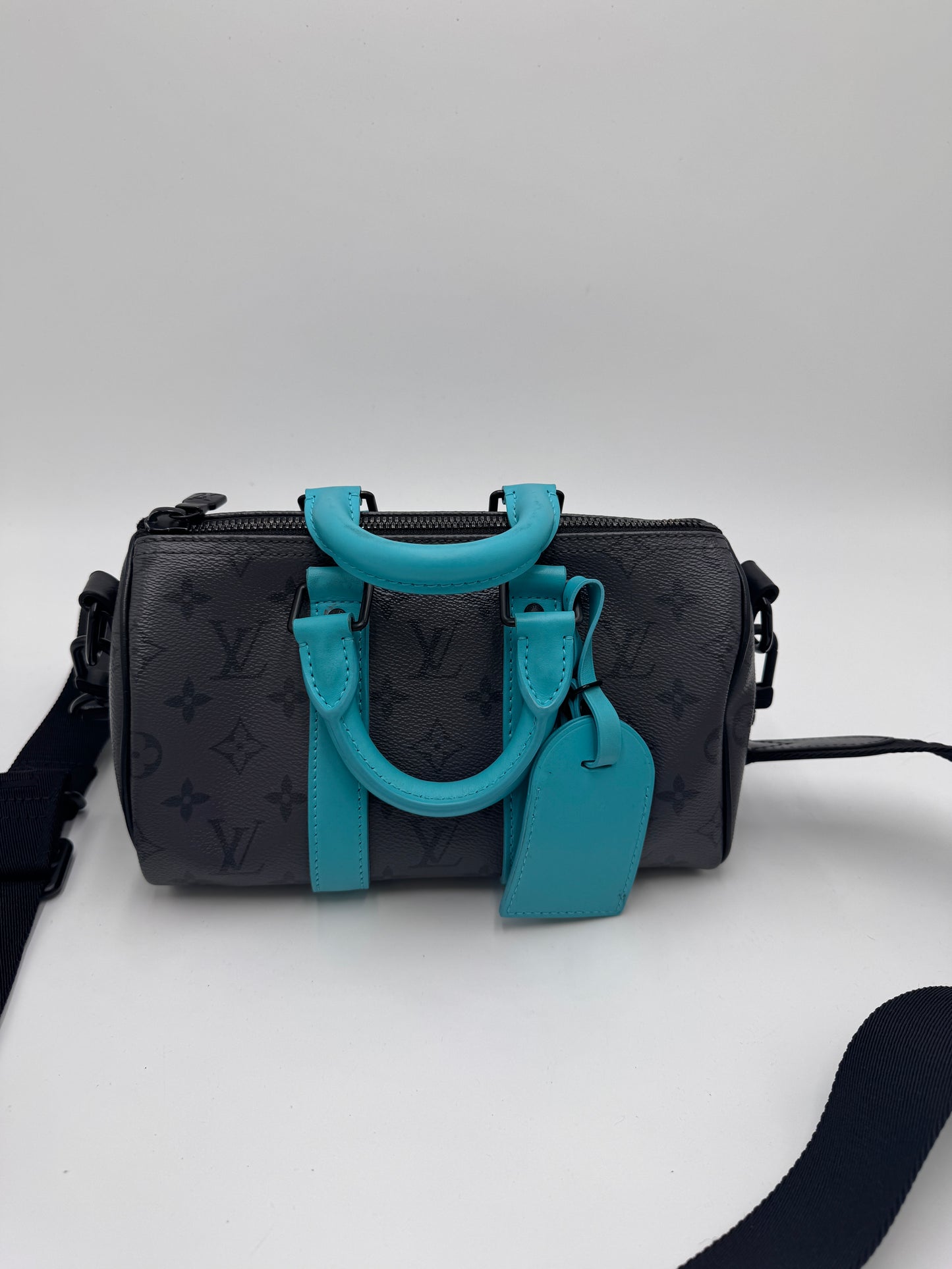 Louis Vuitton Keepall Bandoulière 25
