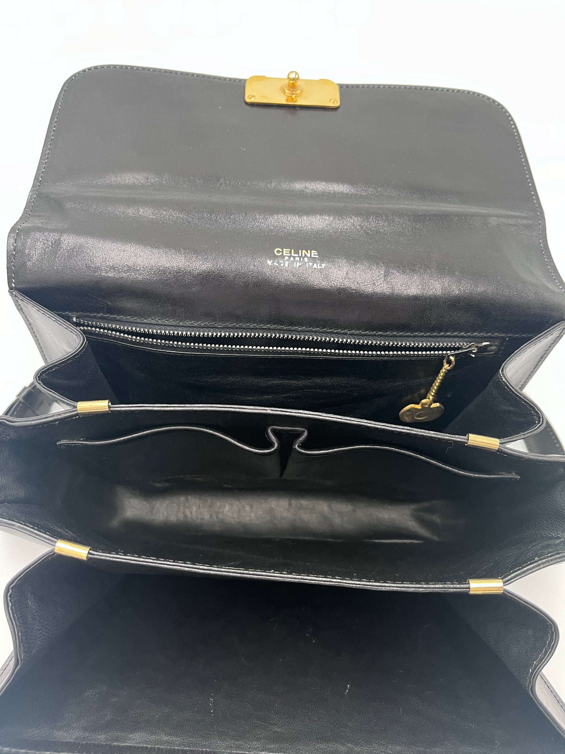 Innenansicht der Celine Shoulder Bag