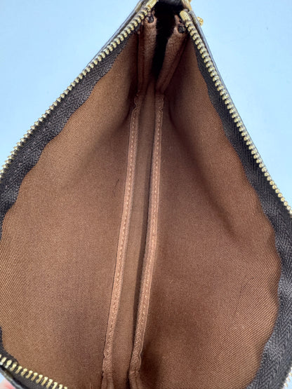 Louis Vuitton Pochette