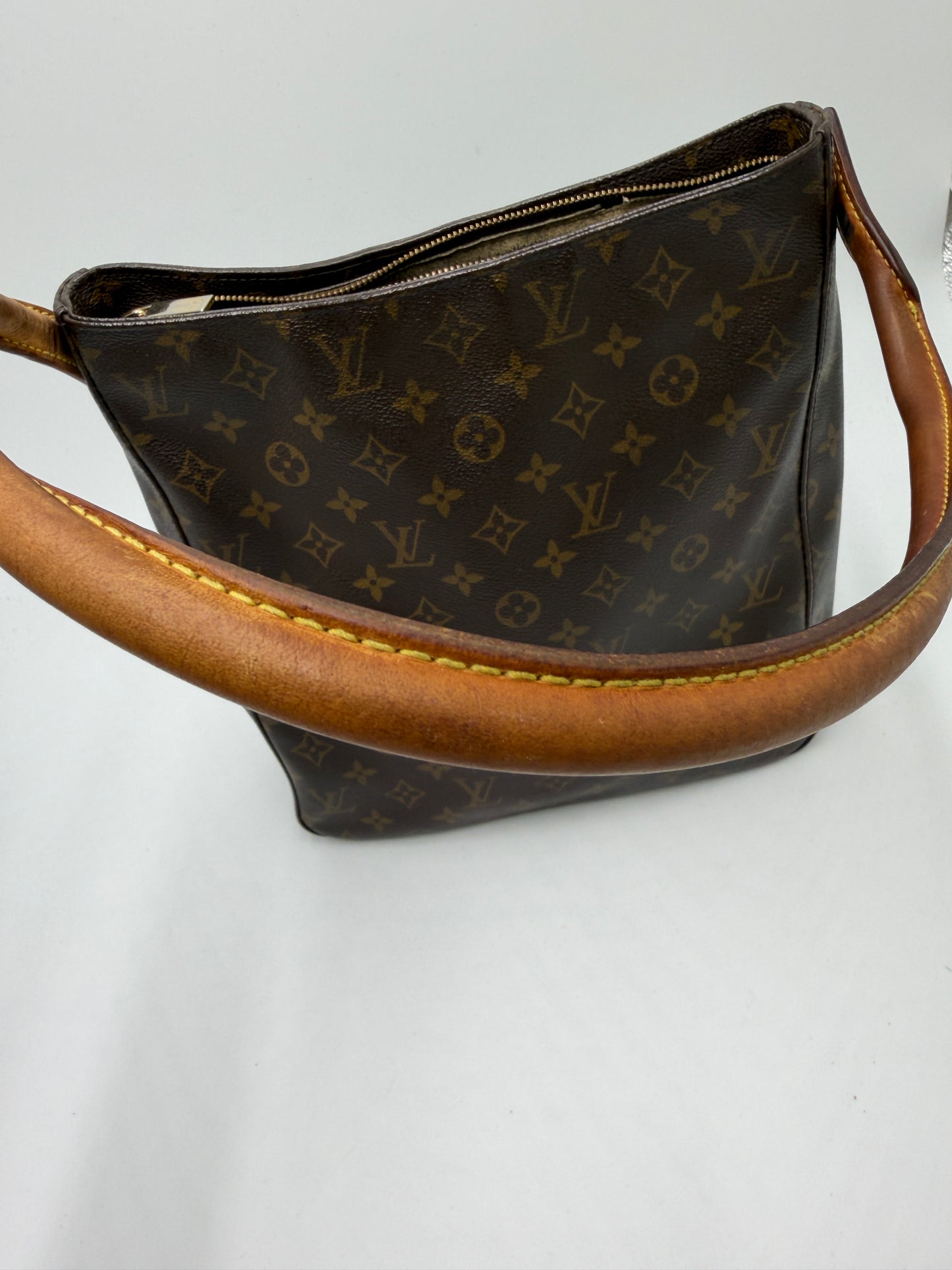 Louis Vuitton Looping MM