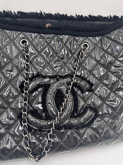 Chanel Shopper