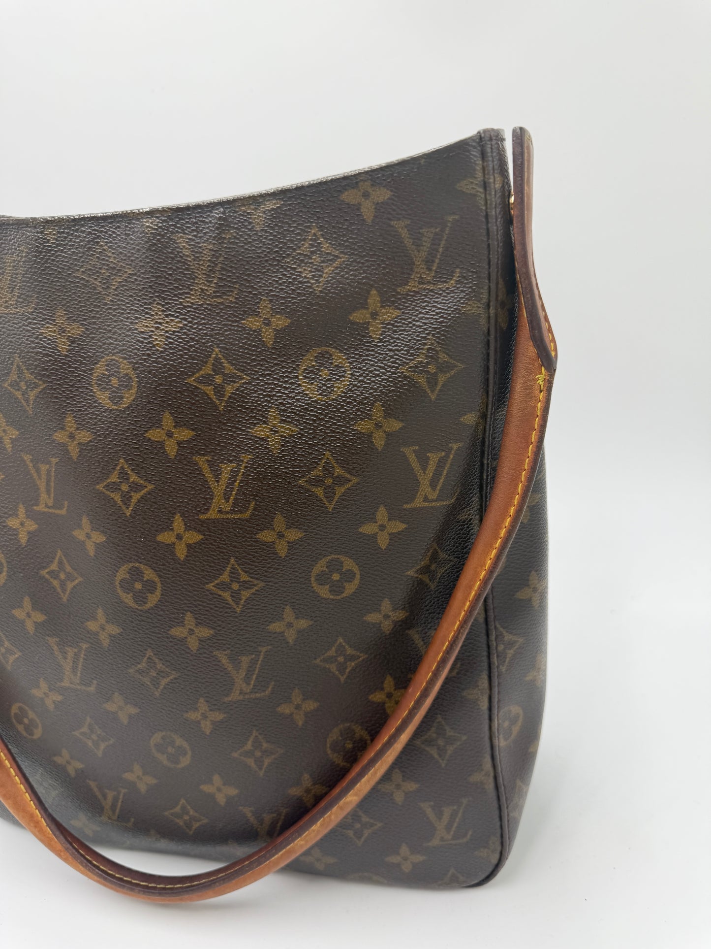Louis Vuitton Looping MM