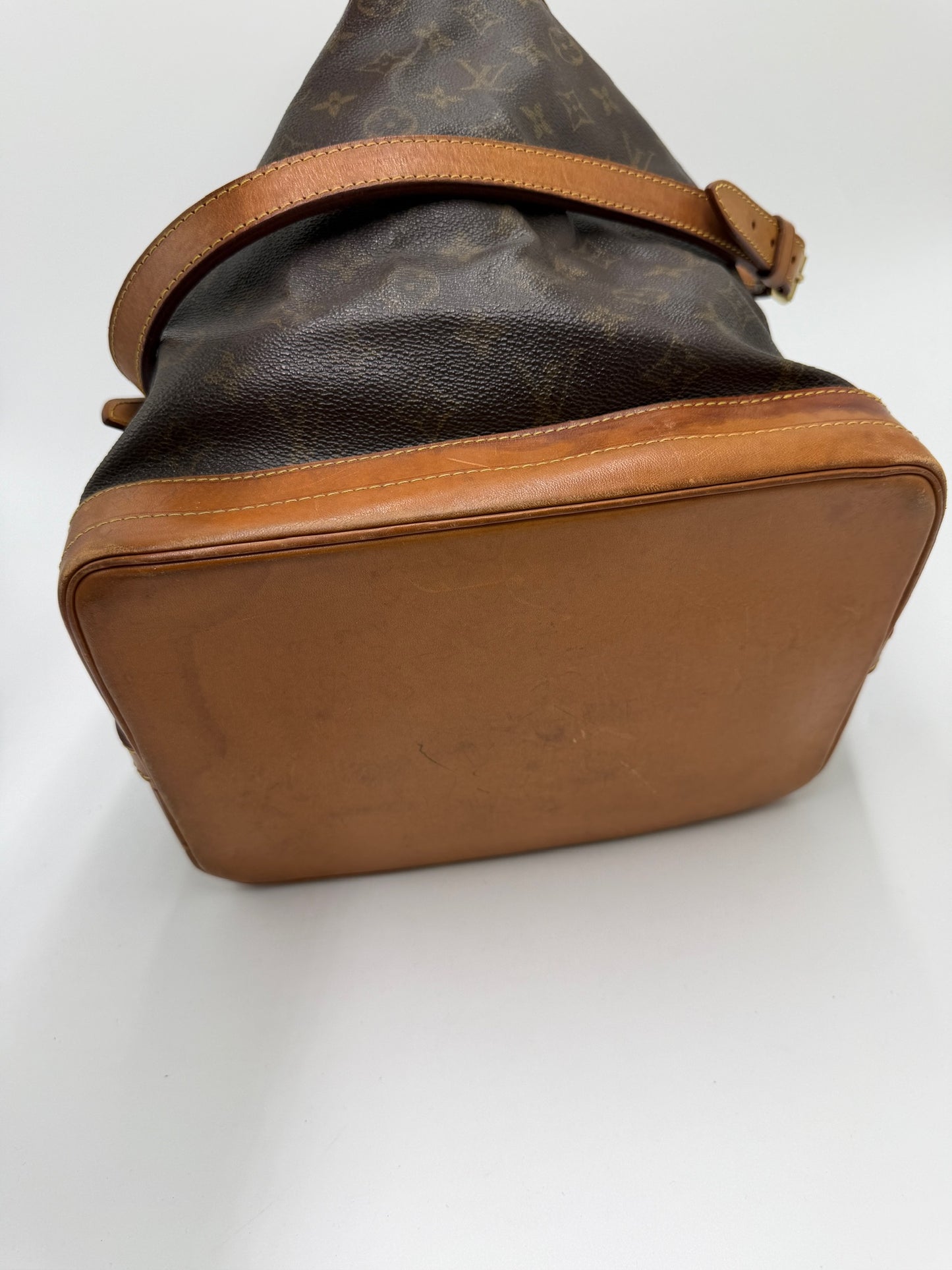Louis Vuitton Grande Noè Monogram