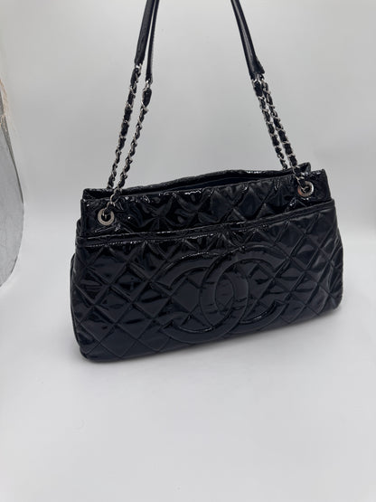 Chanel Shoulder Bag