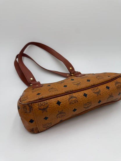 MCM Schultertasche 1