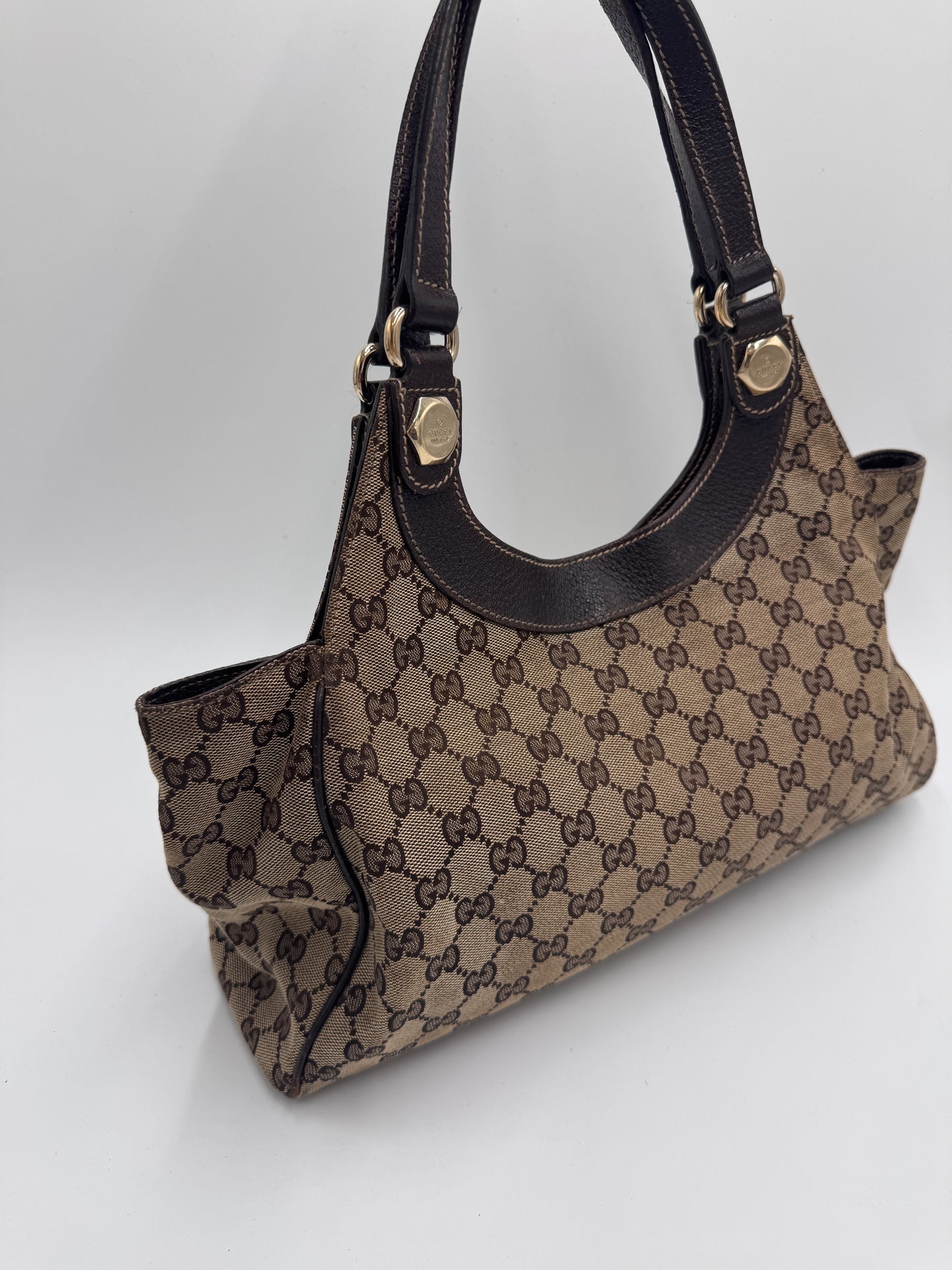 Gucci Semi Shoulder Bag