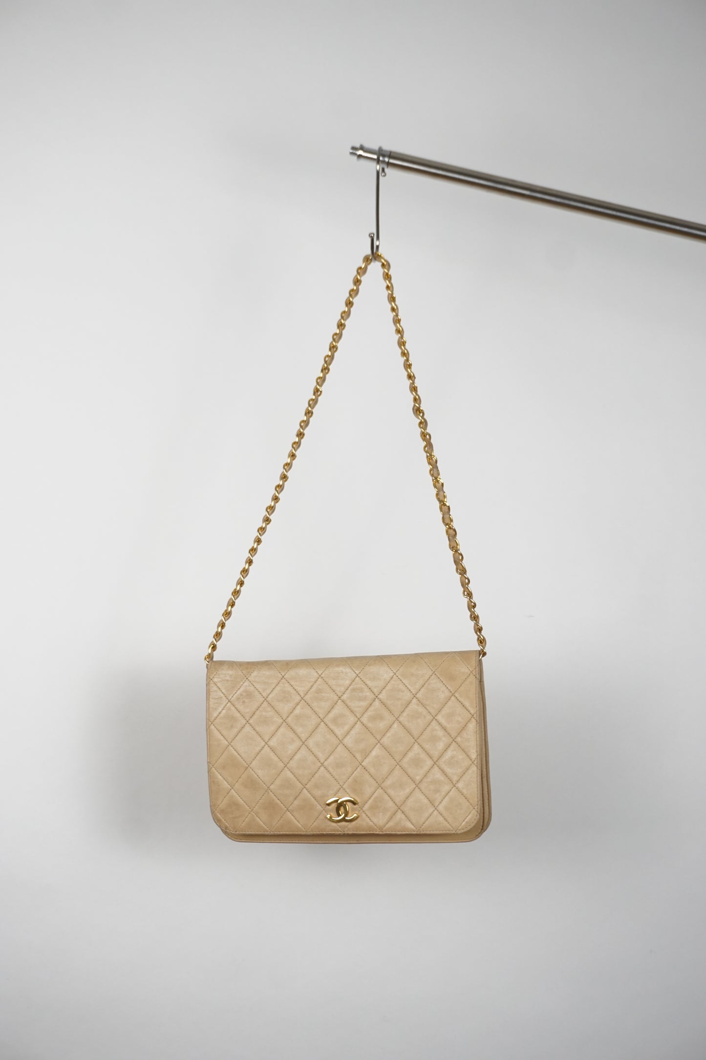 Chanel Lambskin Matelass chain Shoulder Bag