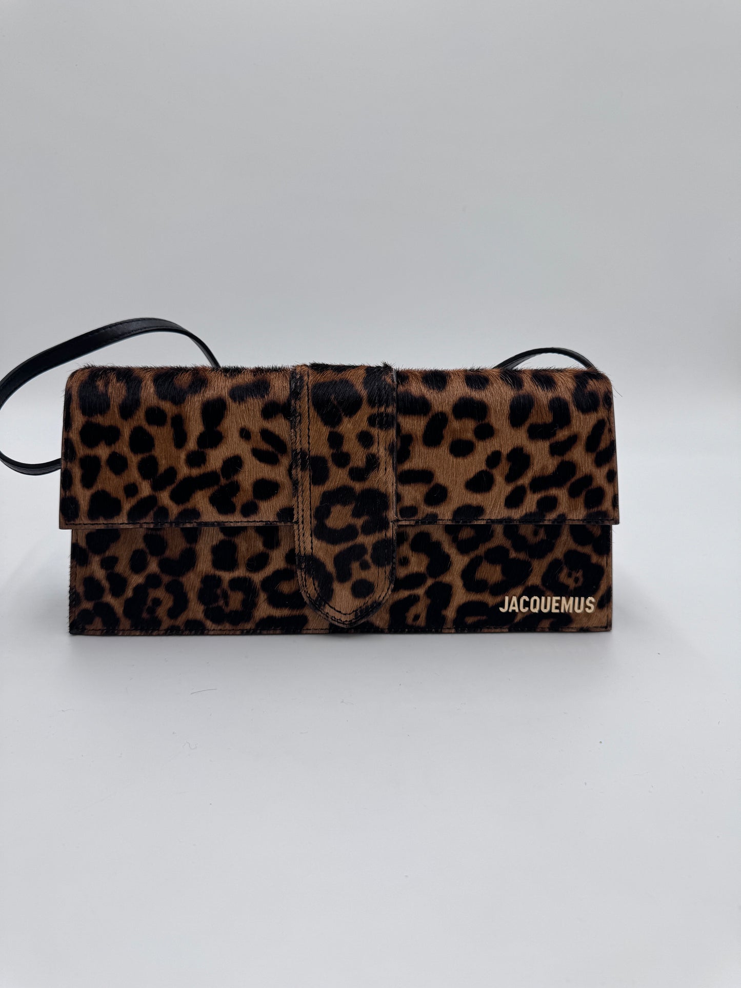 Jacquemus Le Grand Bambino Leo