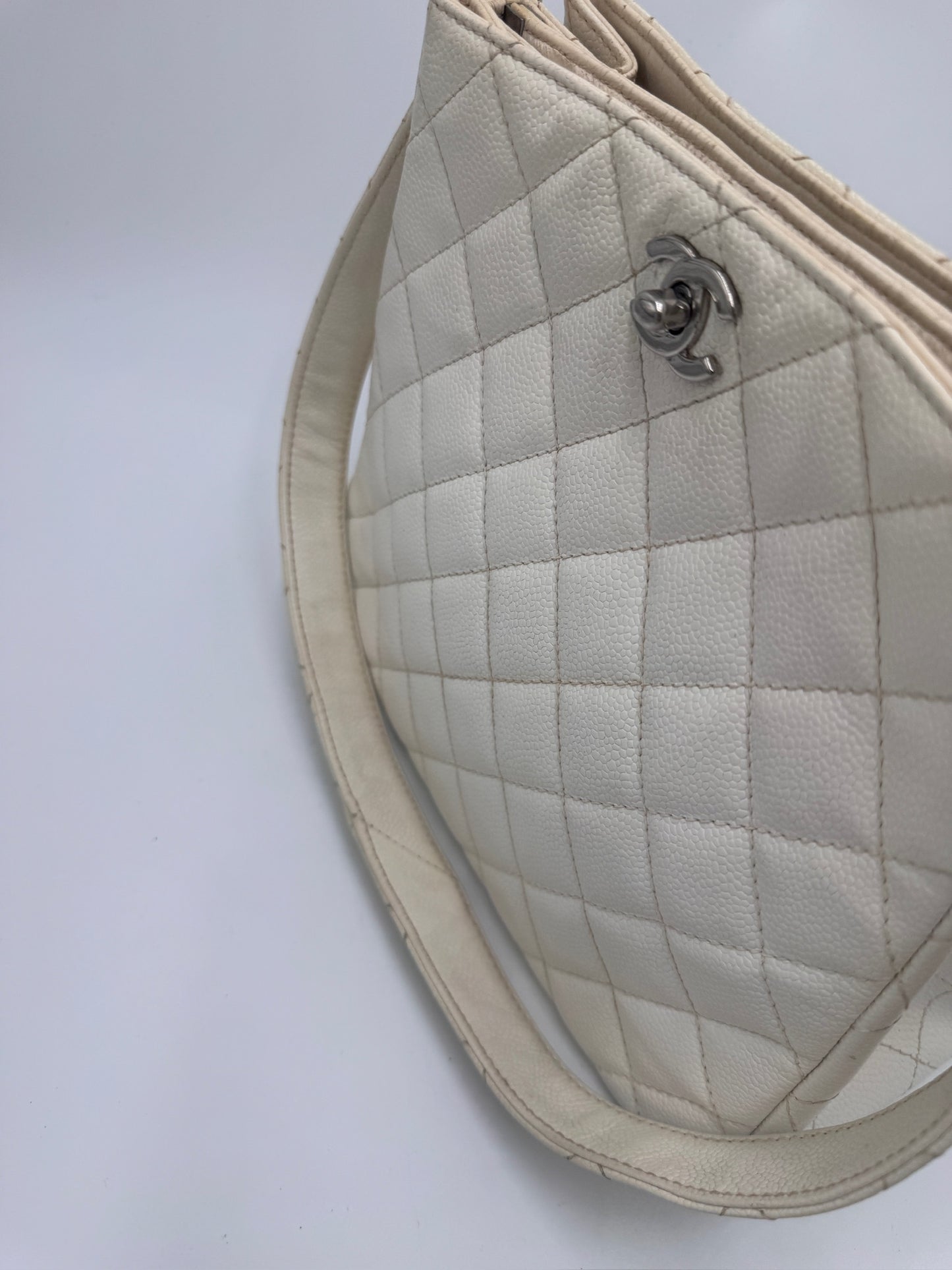Chanel W-Face Caviar Shoulder White Series 4