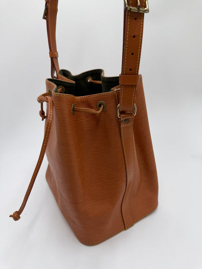 Louis Vuitton Petite Noè braun