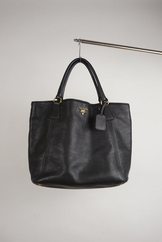 Prada Schultertasche