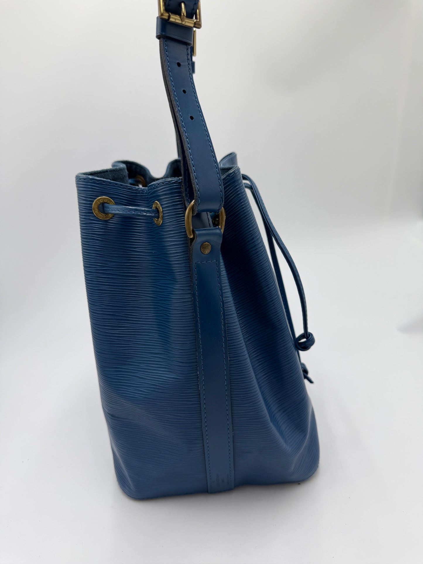 Louis Vuitton Petite Noè