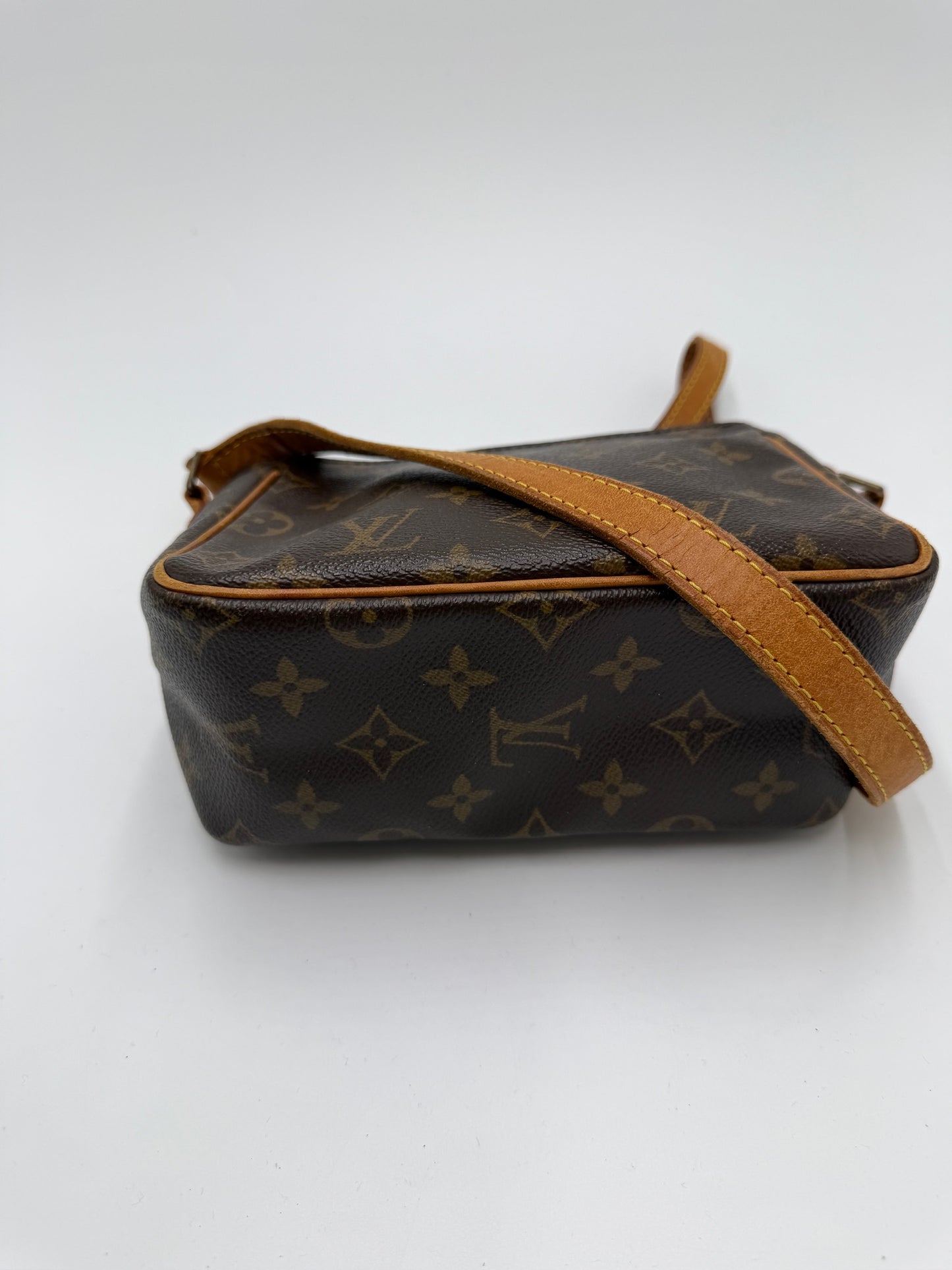 Louis Vuitton Cite PM