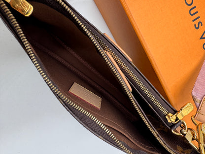 Louis Vuitton Multi Pochette